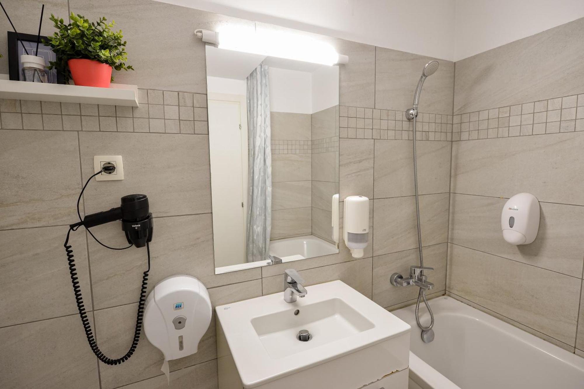 Bucharest City Center Apartment מראה חיצוני תמונה
